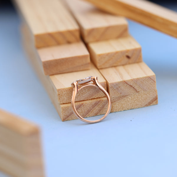 Elegant Rose Gold Ladies Ring with Lab-Grown Diamond Cluster – Marquise Style