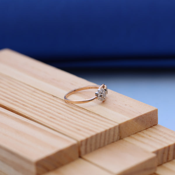 "Luxury Lab-Grown Diamond Ring – Elegant & Ethical Sparkle"