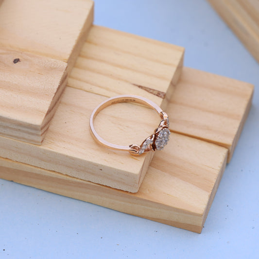 Luxury Rose Gold Ladies Ring with Lab-Grown Diamond – Floral Halo Design