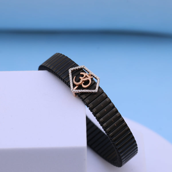 Stylish Men Bracelet with Lab Grown Diamonds