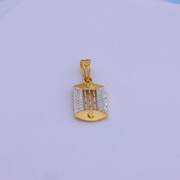 Stylish Gold Men Pendant