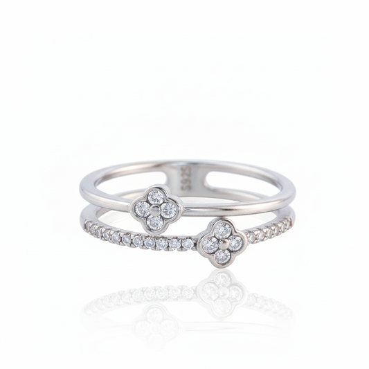 Elegant Women’s Ring