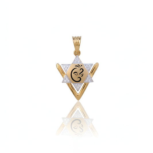 Gold-Plated Star Pendant with American Diamonds – Artistic Face Motif