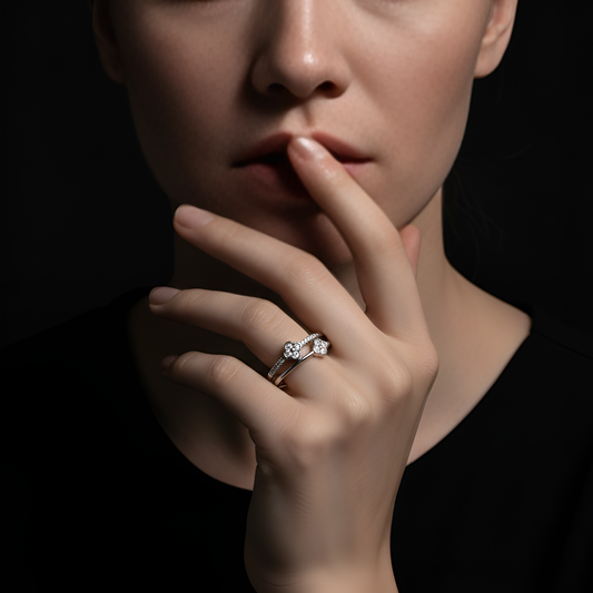 Elegant Women’s Ring