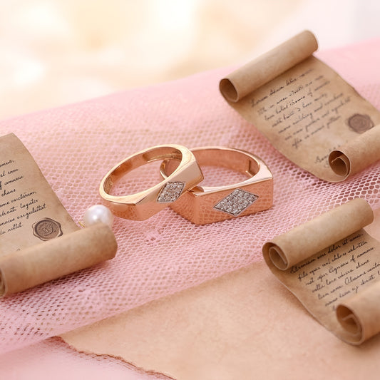 18KT Gold Couple Band Ring Set with American Diamond