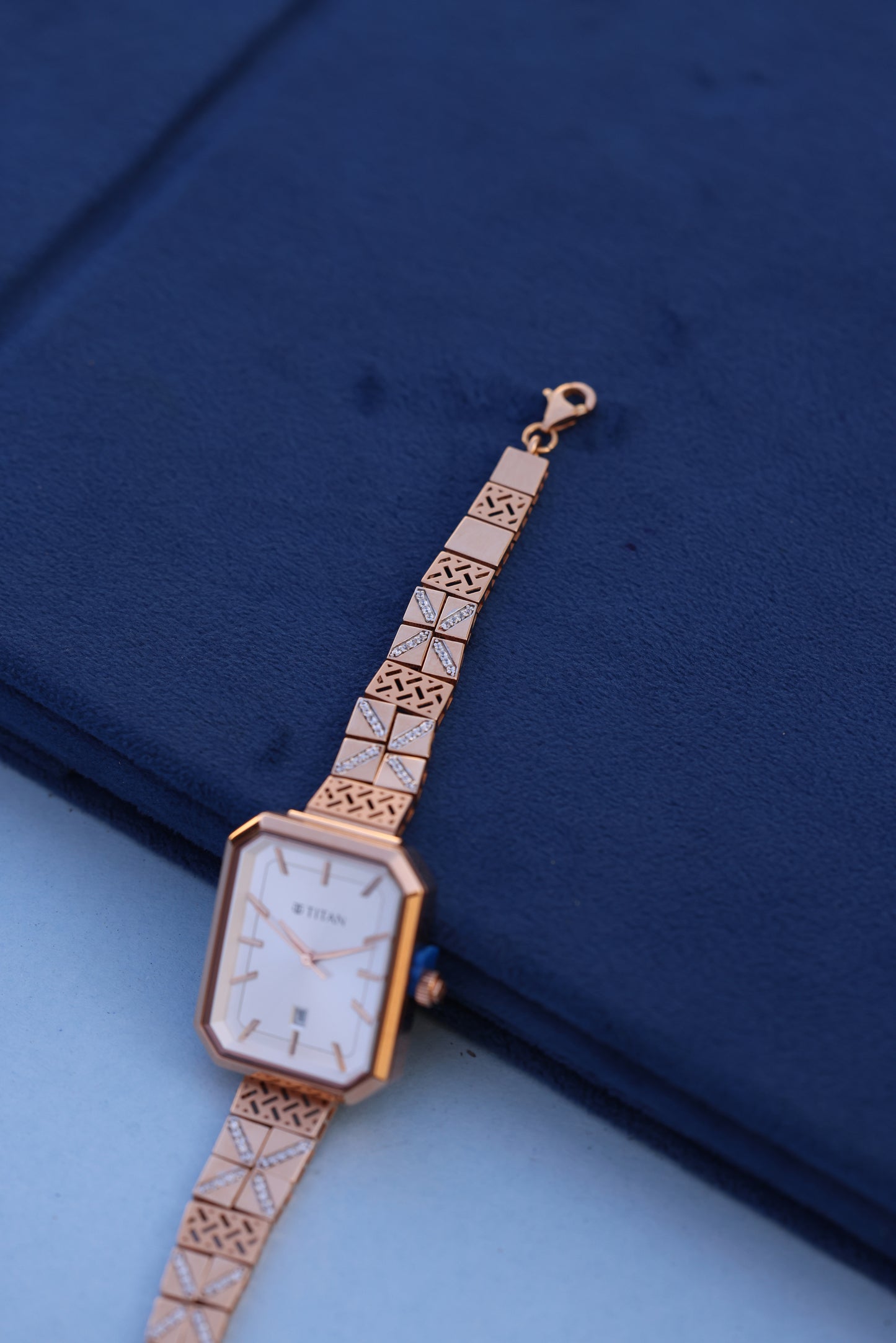 Titan Women's Watch with Geometric Gold Bracelet & American Diamond Embellishments