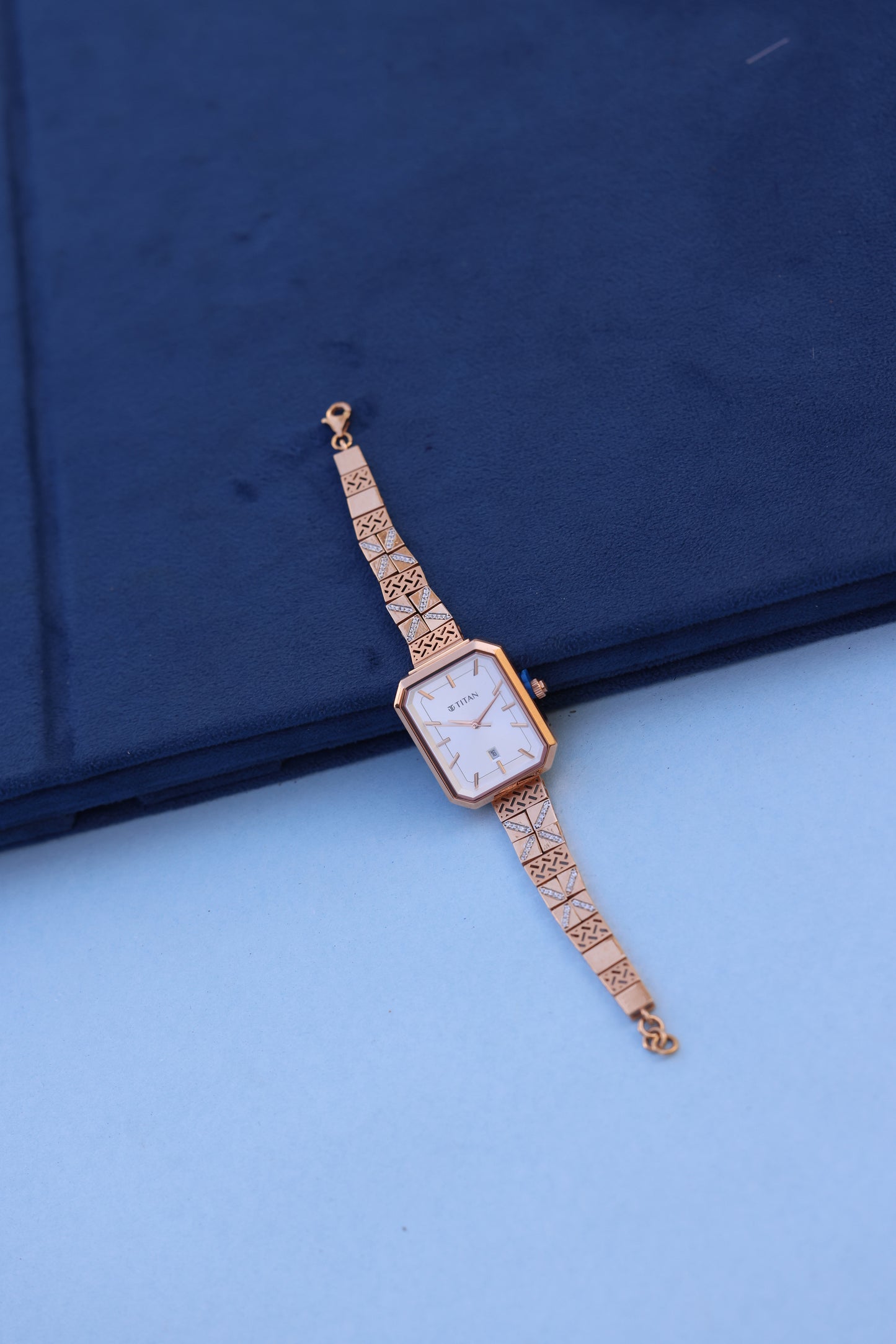 Titan Women's Watch with Geometric Gold Bracelet & American Diamond Embellishments