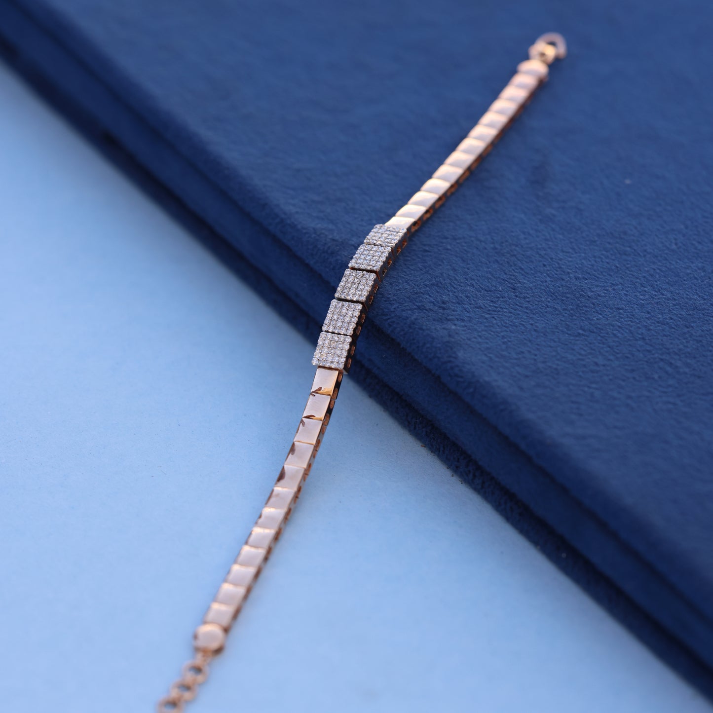 Modern Geometric Lab-Grown Diamond Luxury Bracelet – Rose Gold Luxury
