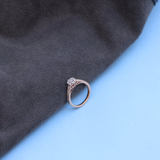 Stunning Rose Gold Engagement Ring with Lab-Grown Diamonds – Elegant Cluster Design