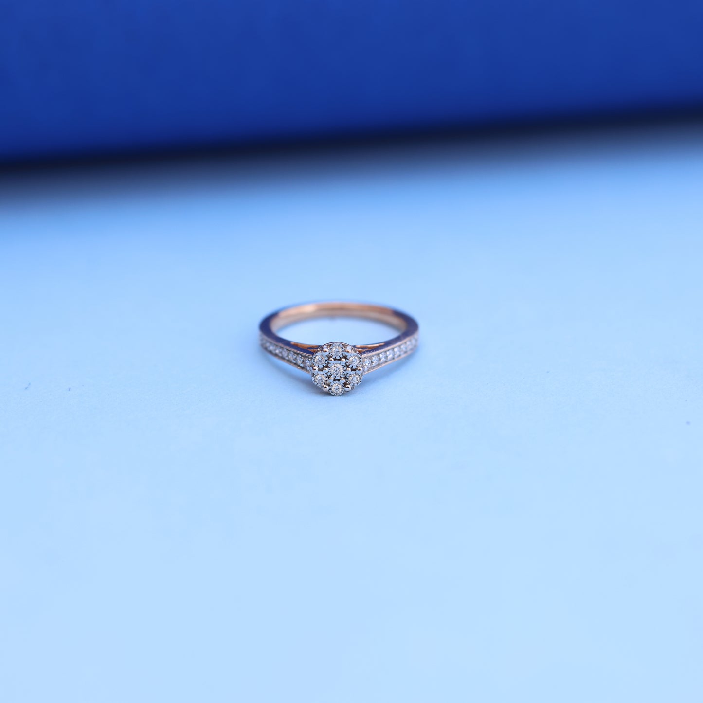 Stunning Rose Gold Engagement Ring with Lab-Grown Diamonds – Elegant Cluster Design