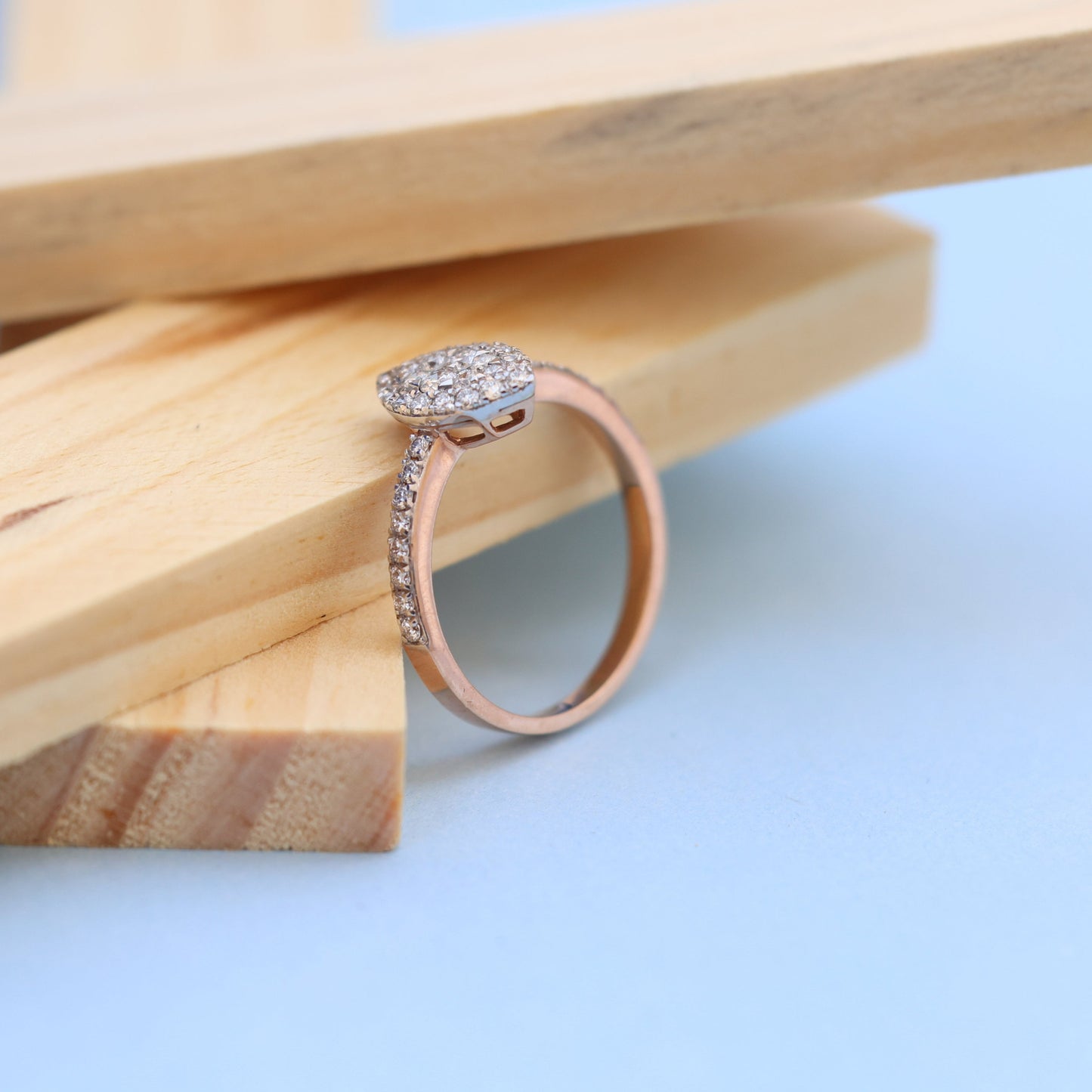 Elegant Marquise Cluster Ladies Ring with Lab-Grown Diamonds