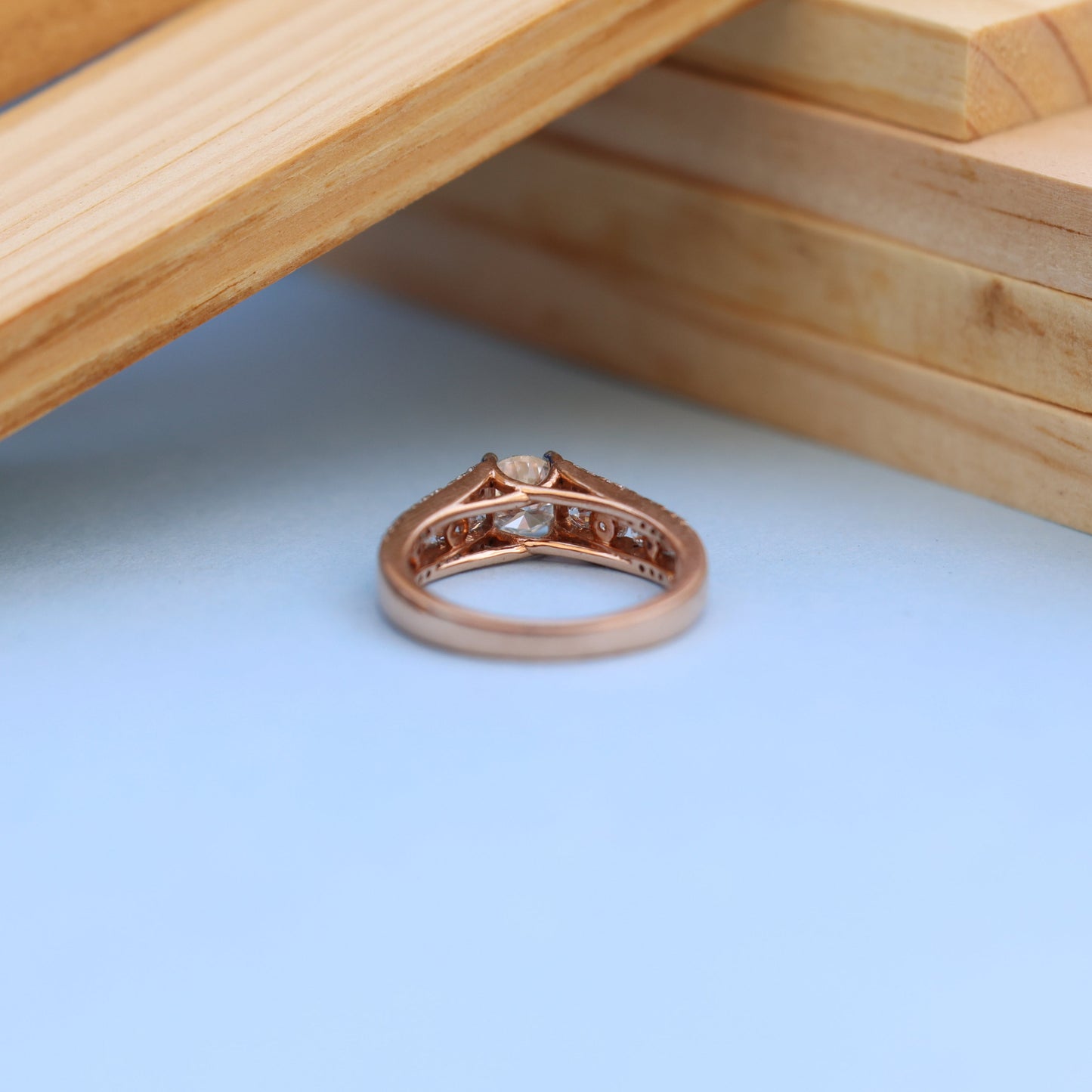 Stunning Lab-Grown Diamond Engagement Ladies Ring – Rose Gold, Ethical Luxury