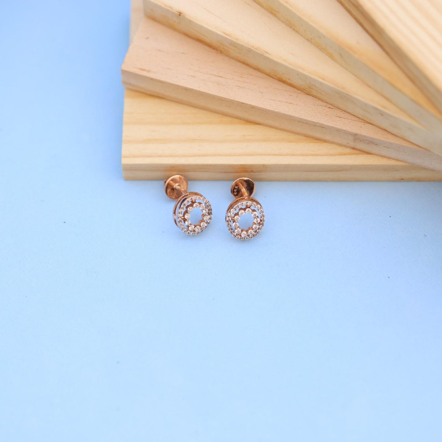 Elegant Circular Earrings with Lab-Grown Diamonds