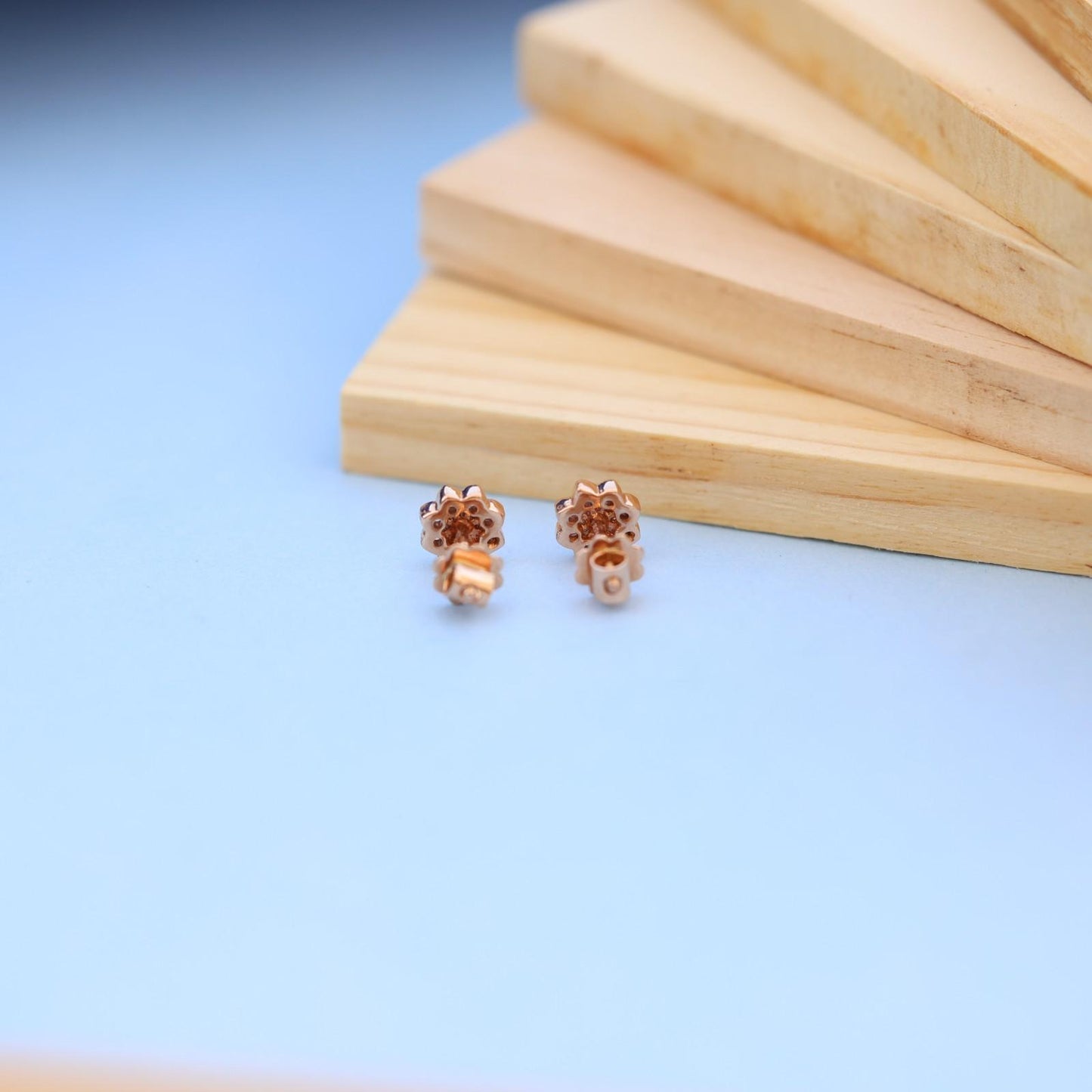Elegant Floral Lab-Grown Diamond Stud Earrings in Gold