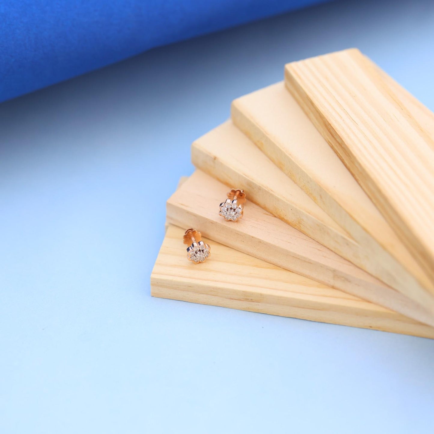 Elegant Floral Lab-Grown Diamond Stud Earrings in Gold