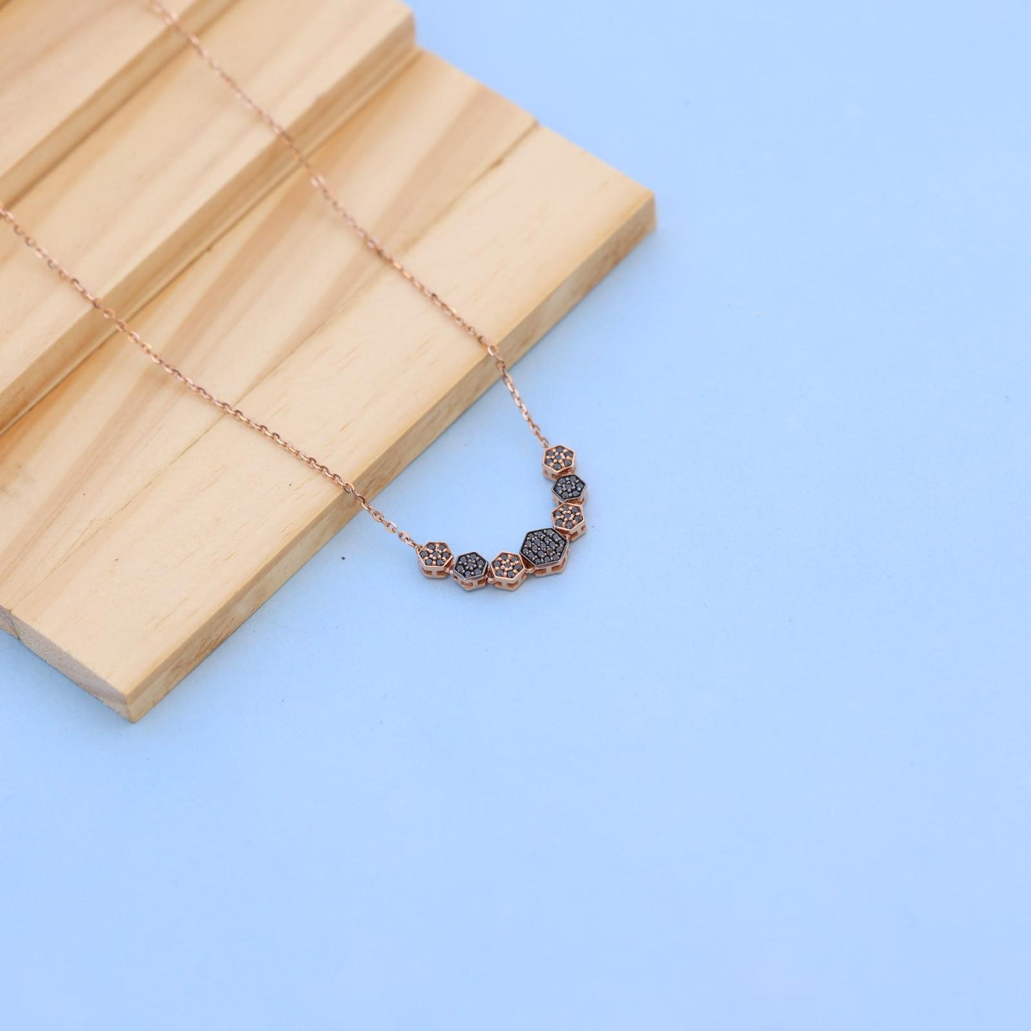 Elegant Hexagonal Pendant Necklace with American Diamonds – Exclusively by Nakrani Gold