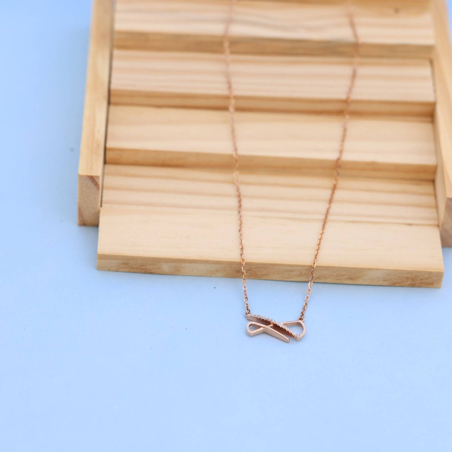 Elegant ROSE Gold Necklace with Diamonds