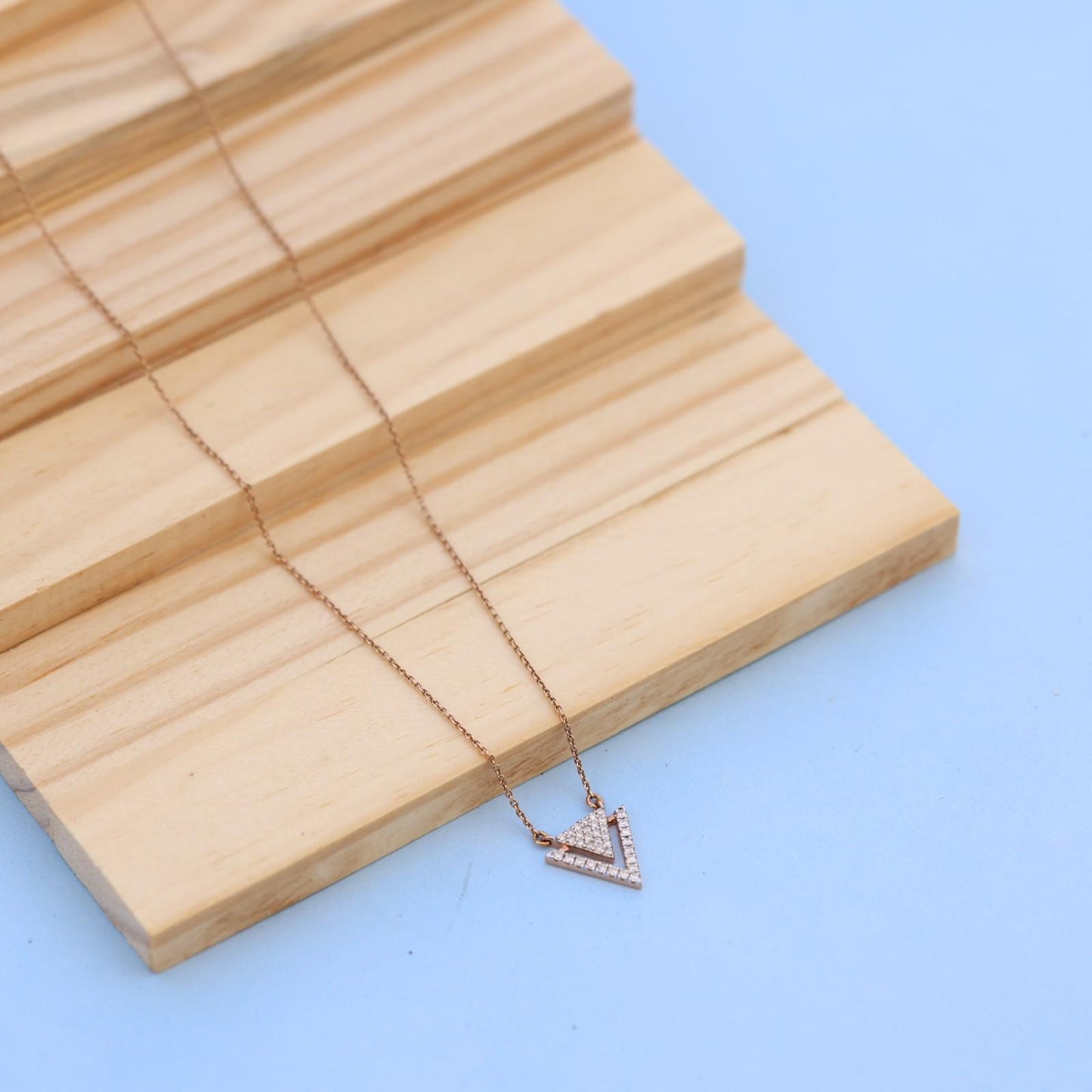 "Exquisite Geometric Pendant Necklace with Lab-Grown Diamonds | Modern Elegance"