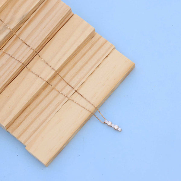 Elegant Lab-Grown Diamond Pendant Necklace in Gold – Ethical, Sustainable, and Timeless