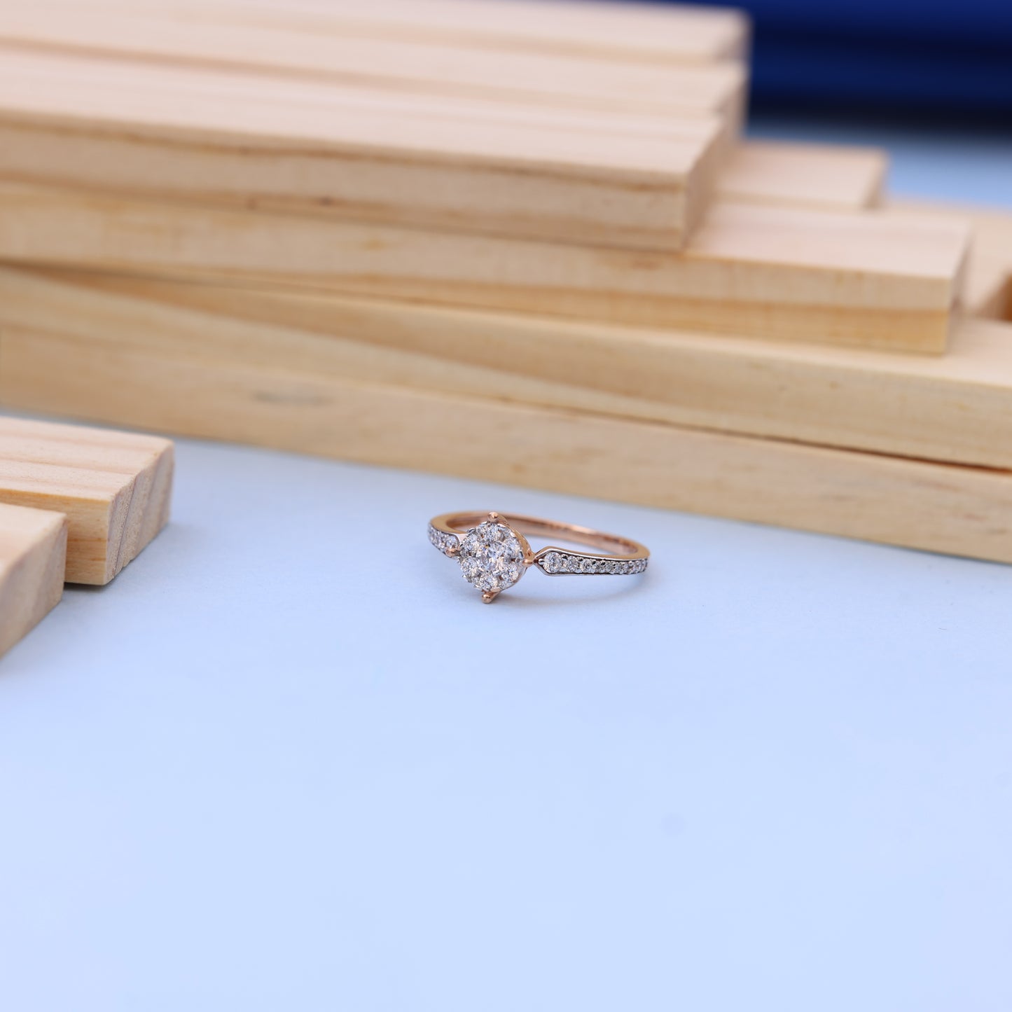 Elegant Rose Gold American Diamond Ladies Ring – Sparkling Cluster Design