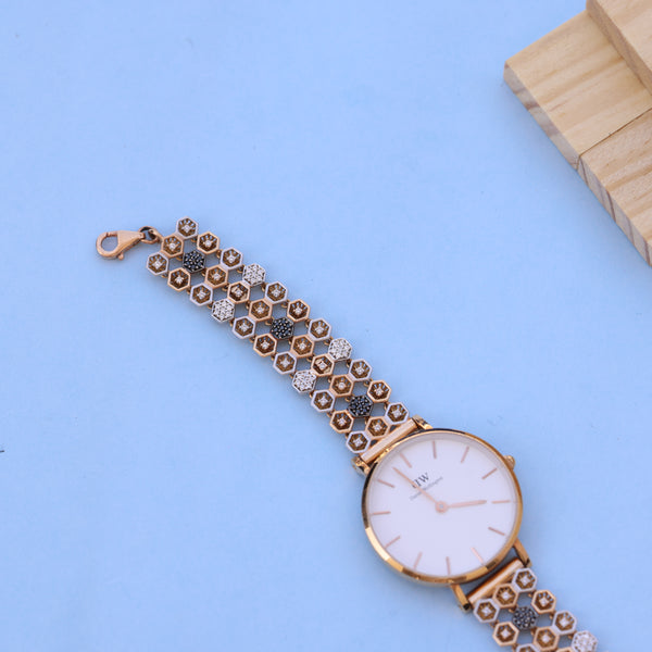 Elegant Women's Watch with American Diamond Bracelet