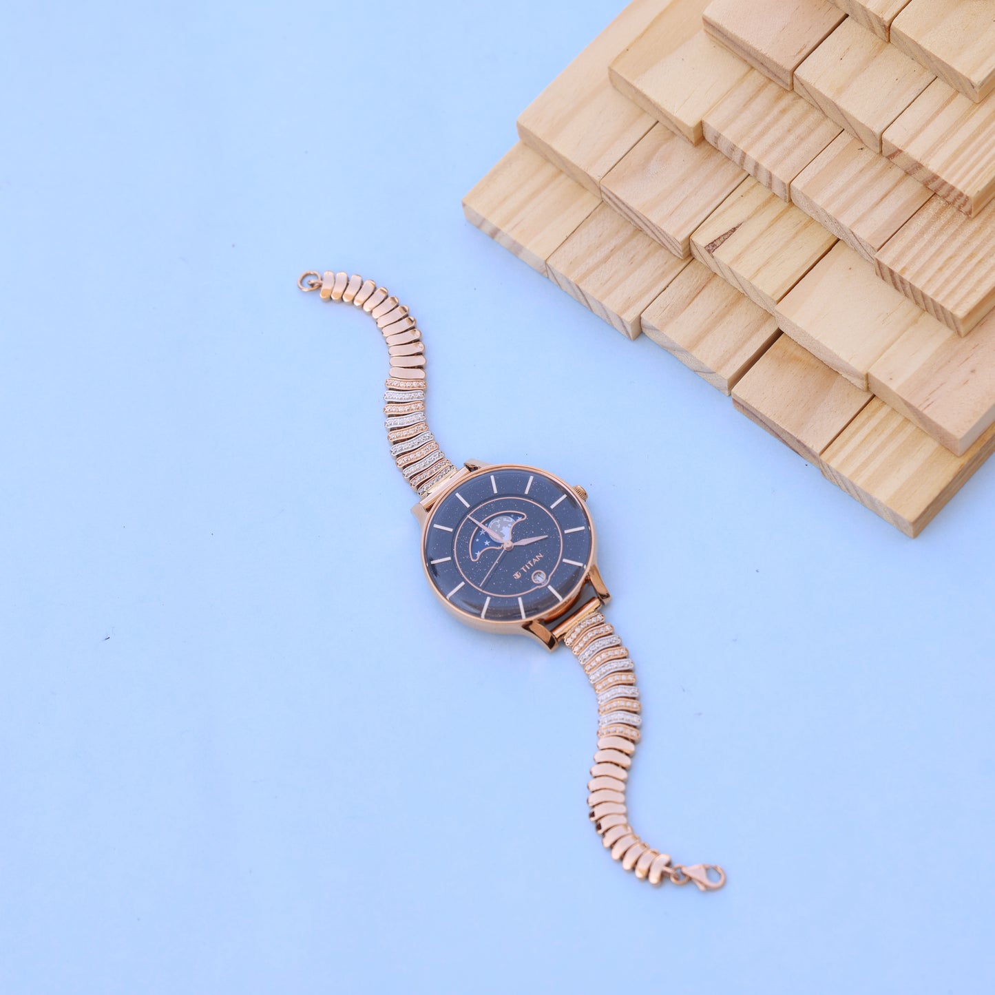 Luxury Women's Watch with Moonphase Dial & American Diamond Bracelet