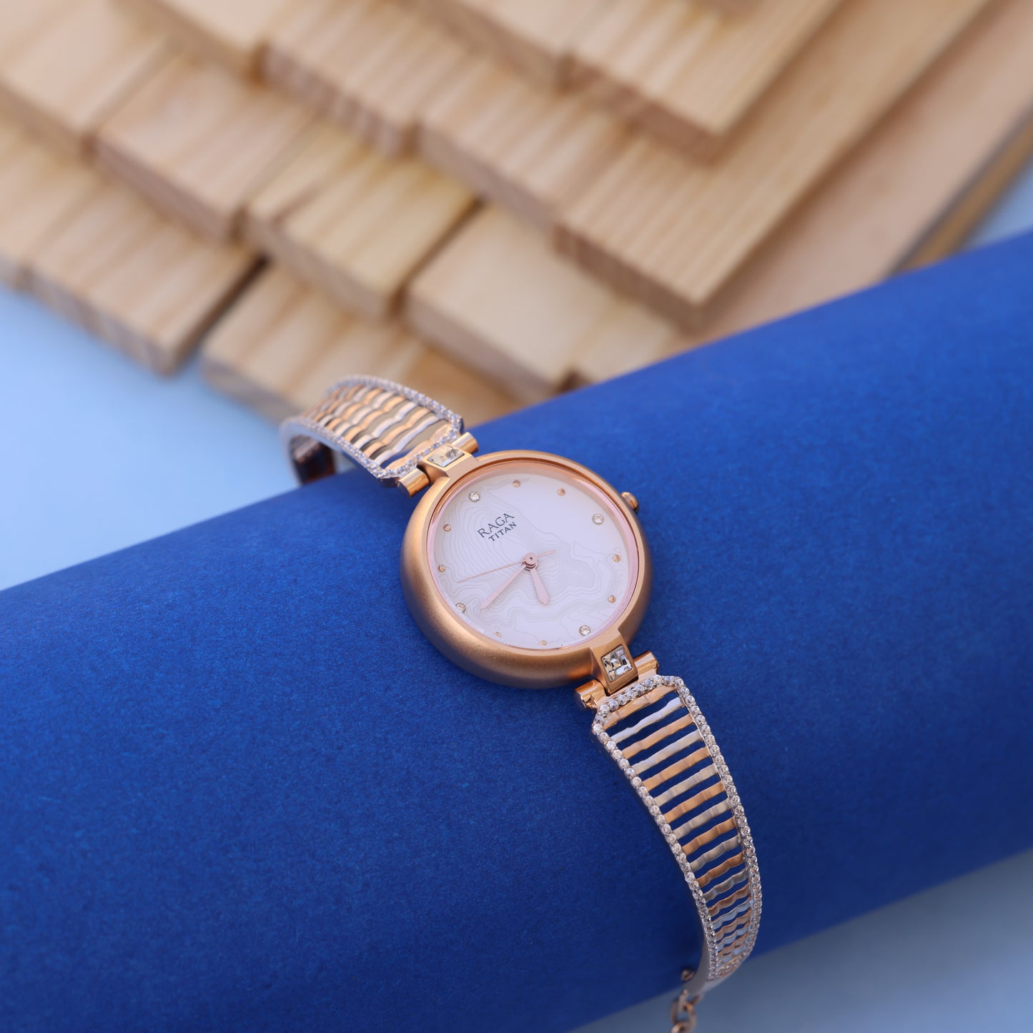 Luxury Raga Gold Women’s Watch with American Diamonds – Elegant Designer Timepiece by Nakrani Gold