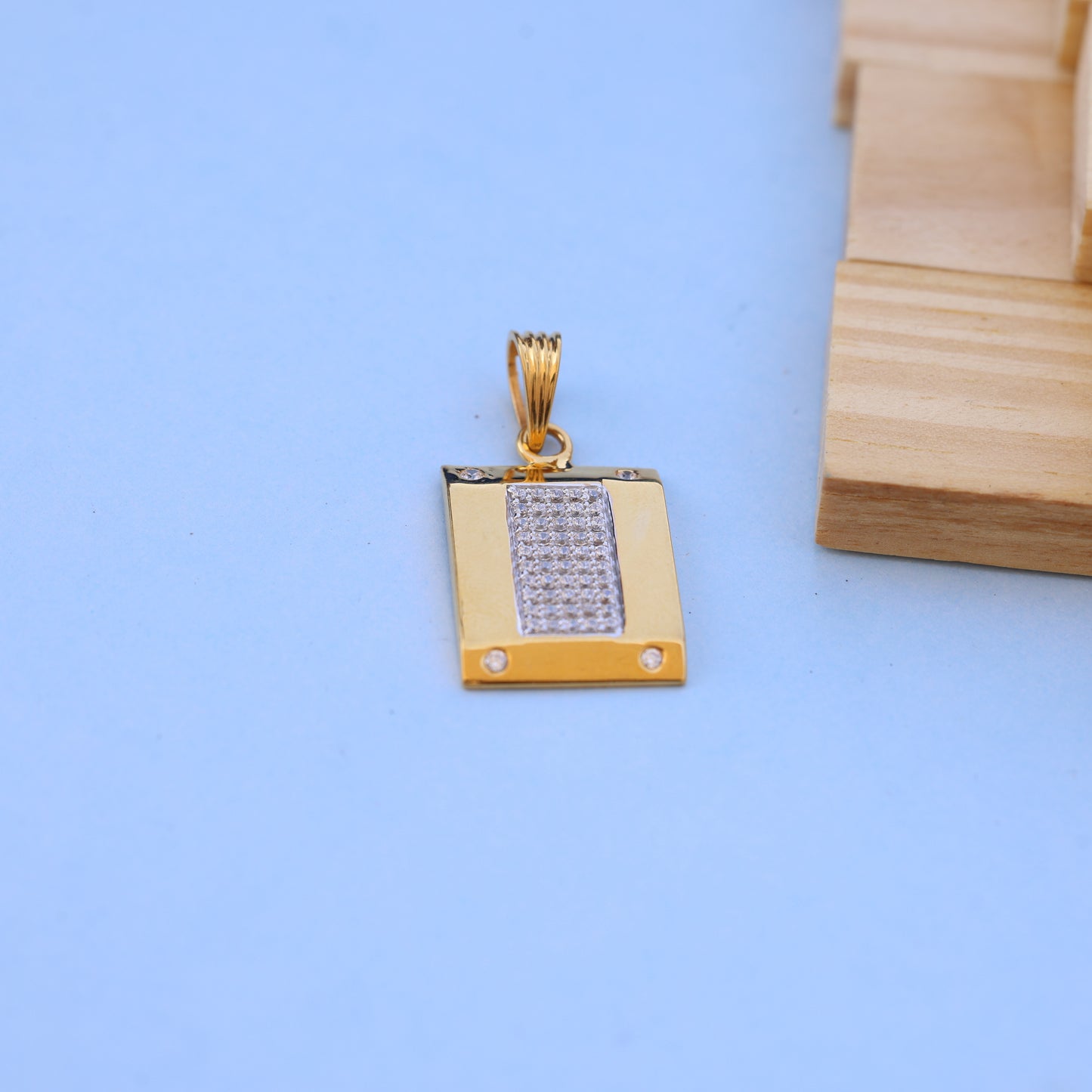 Modern Gold Men Rectangle Pendant with American Diamonds – Sleek & Stylish