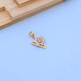 Gold-Plated Star Pendant with American Diamonds – Artistic Face Motif