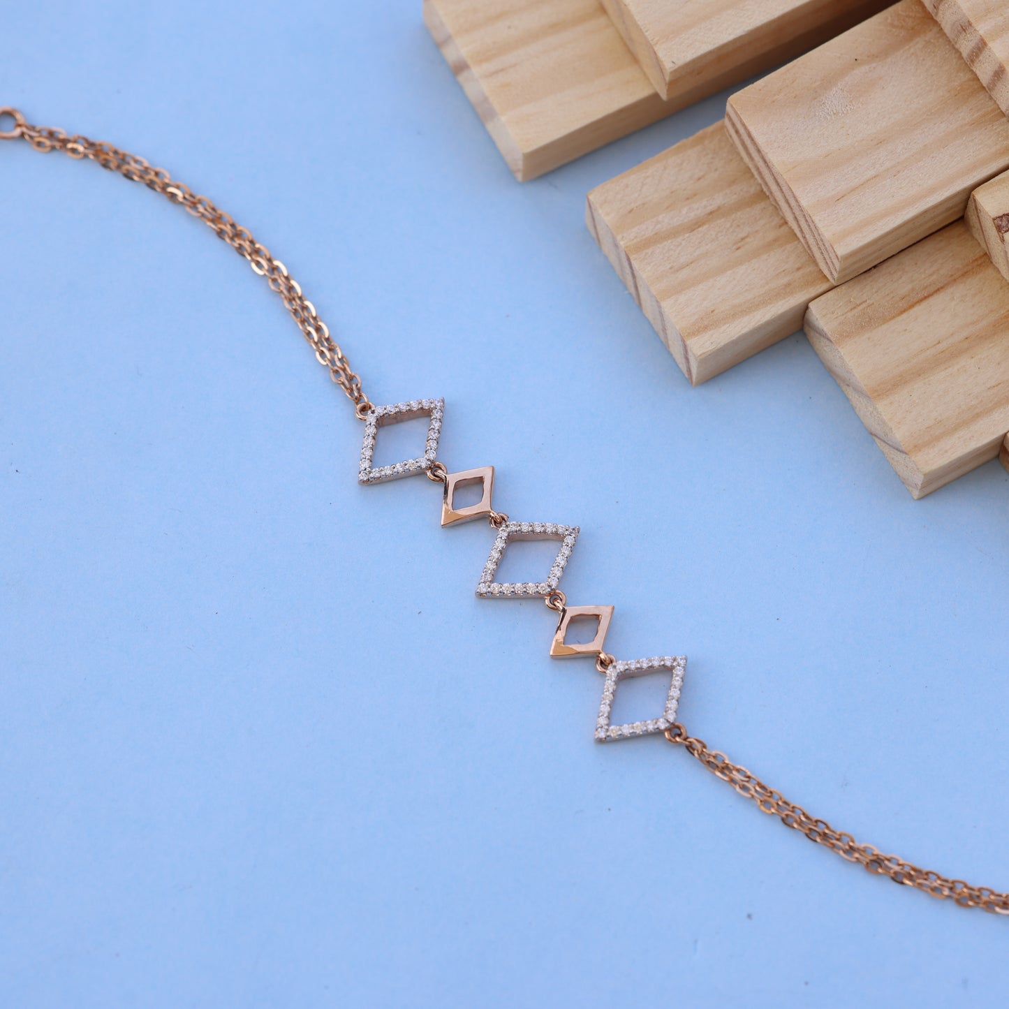 Elegant Rose Gold Bracelet with American Diamonds – Geometric Design