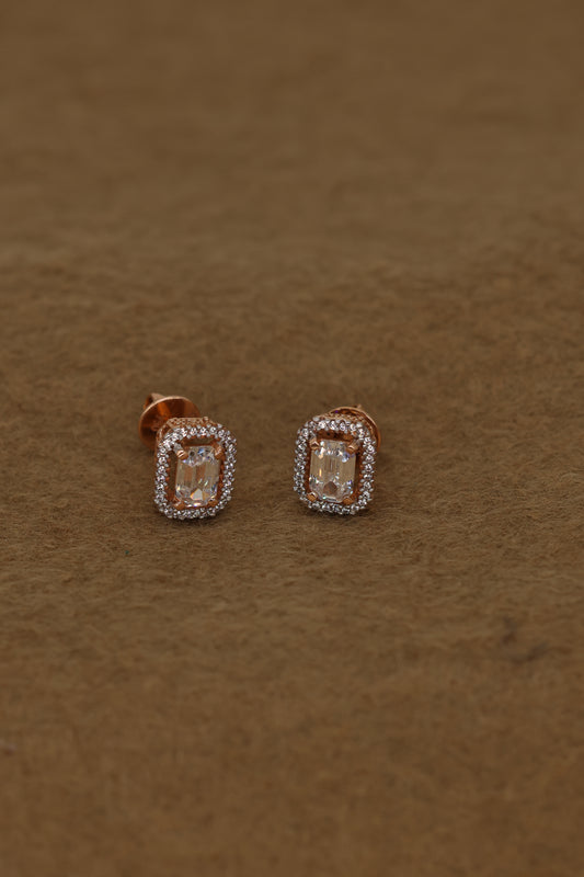 Exquisite Rose Gold Cluster Stud Earrings with Brilliant Diamonds