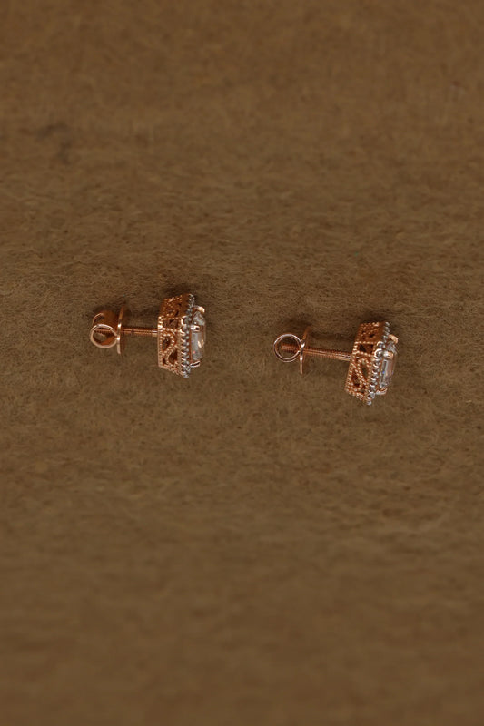 Exquisite Rose Gold Cluster Stud Earrings with Brilliant Diamonds