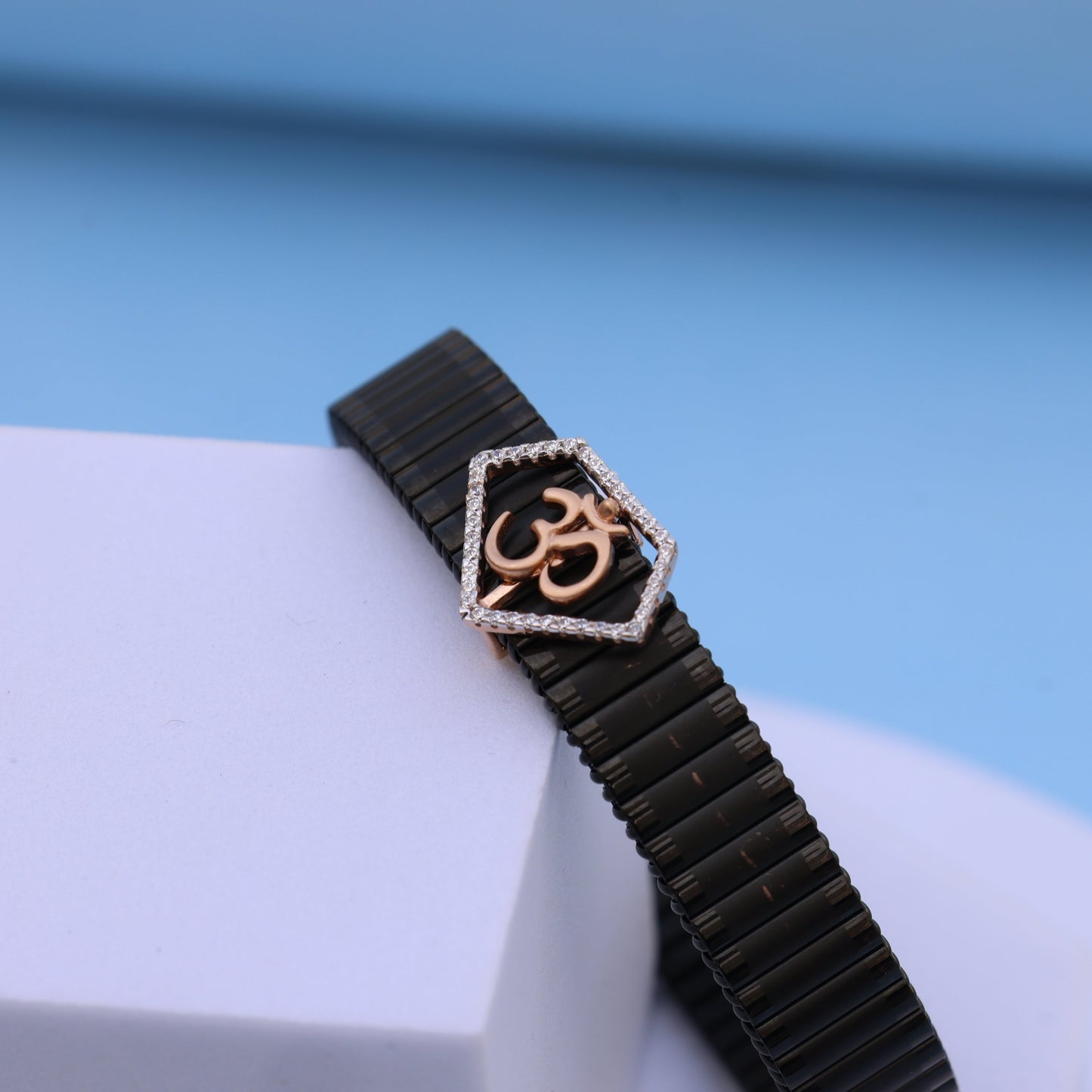 Stylish Men Bracelet with Lab Grown Diamonds