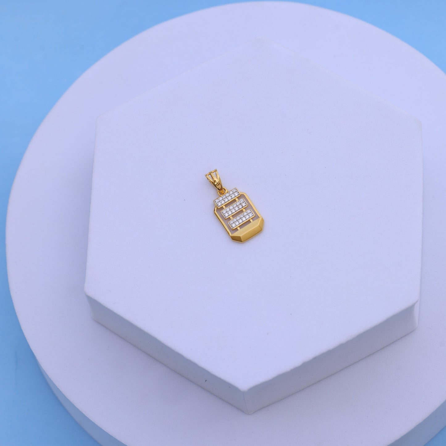 Gold men’s pendant