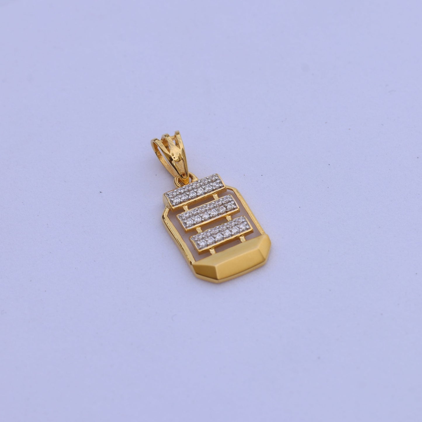 Gold men’s pendant