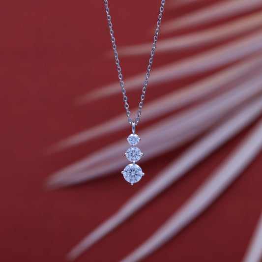 92.5 Sterling Silver Chain Necklace with Moissanite Diamond