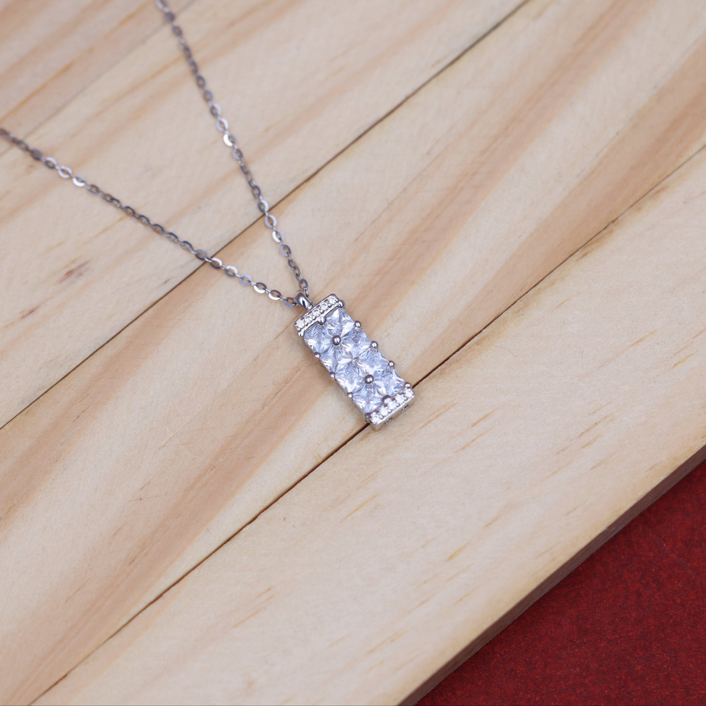 Elegant 92.5 Sterling Silver Chain Necklace with Moissanite Diamonds