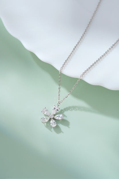 925 Sterling Silver Flower Pendant Necklace American Diamond CZ Womens Chain Gift