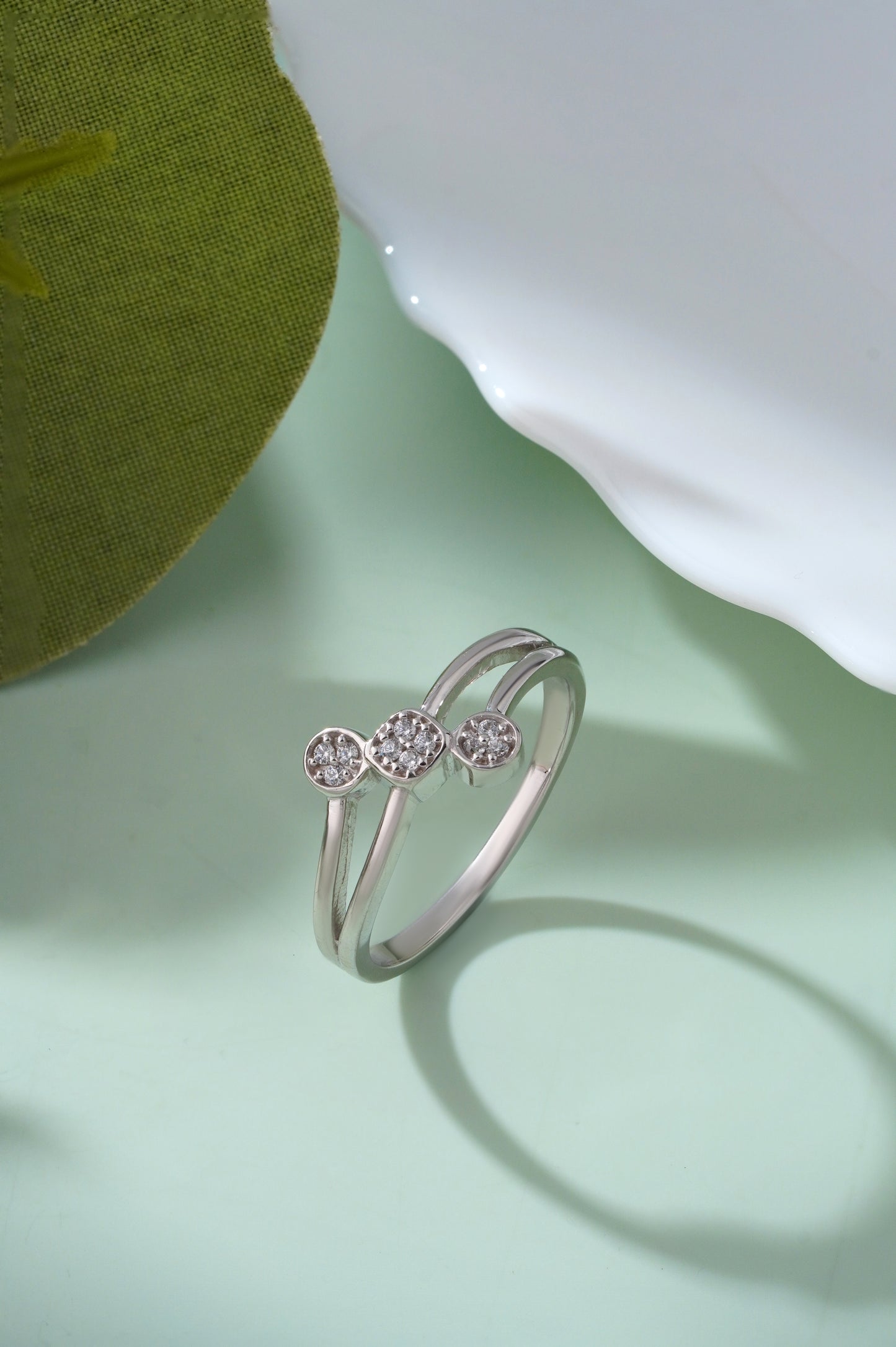 925 Sterling Silver Women Ring American Diamond Cubic Zirconia Statement Band Jewelry