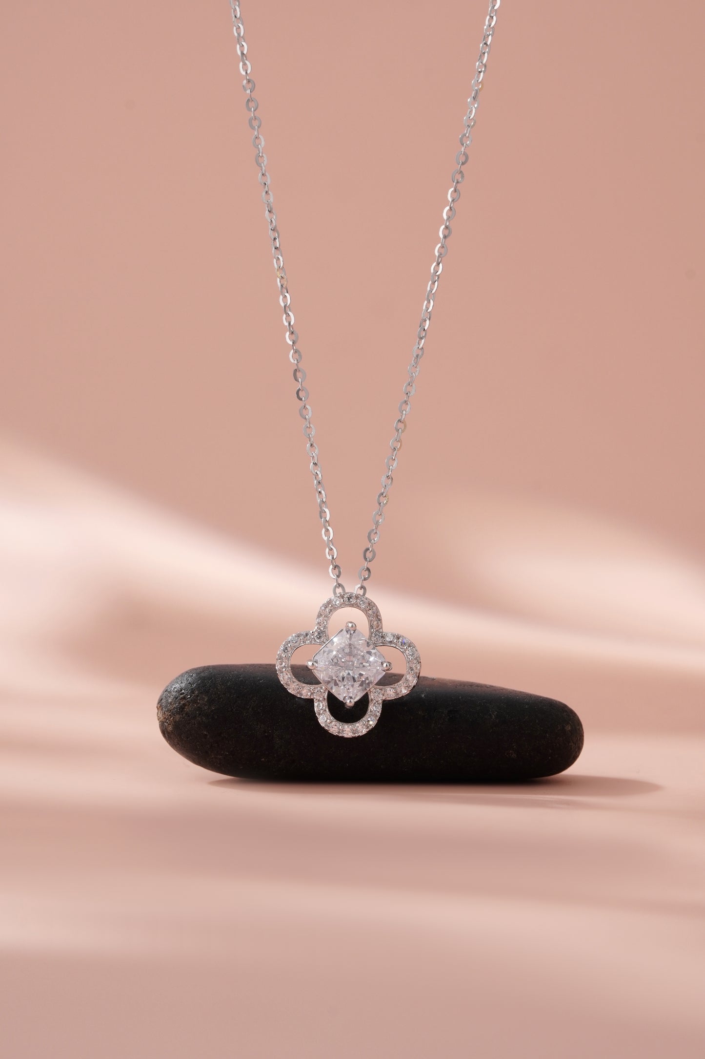 Silver Clover Pendant Necklace Women American Diamond Chain Gift | Van Cleef chain