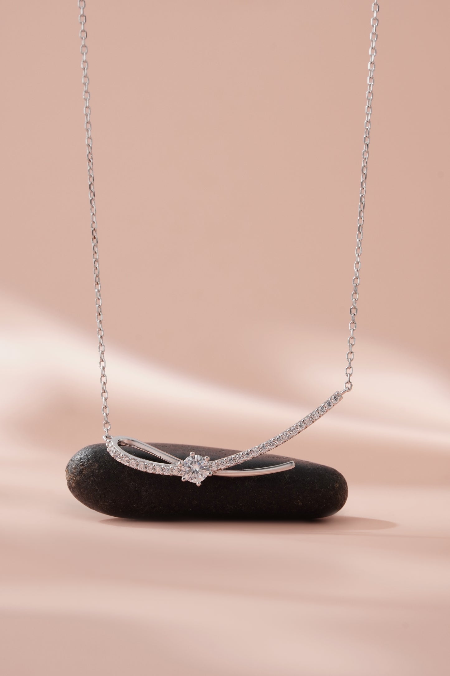 Elegant 925 Silver Bow Diamond Chain Necklace