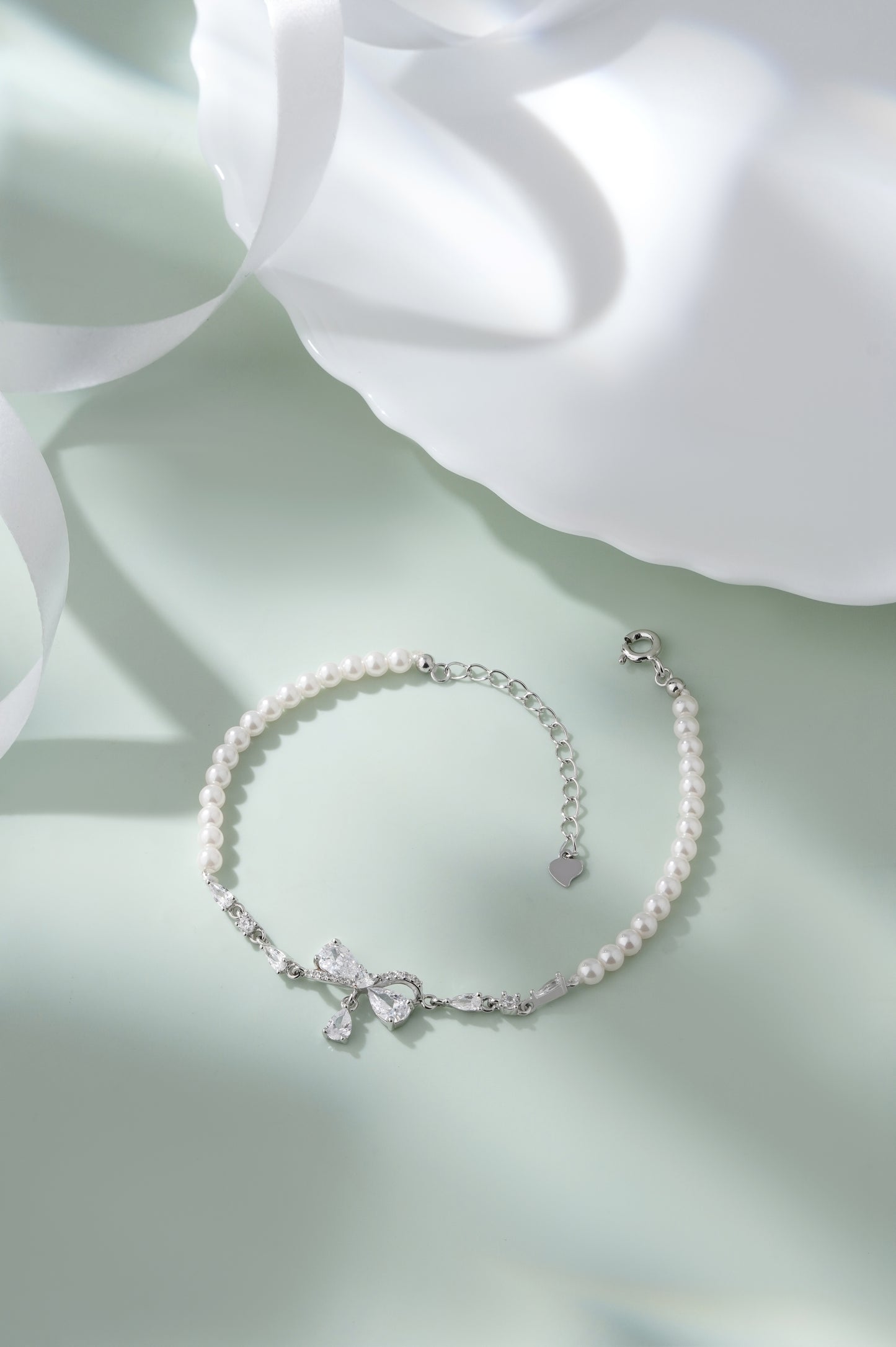925 Sterling Silver Adjustable Bracelet American Diamond & Pearl Bow Bracelet