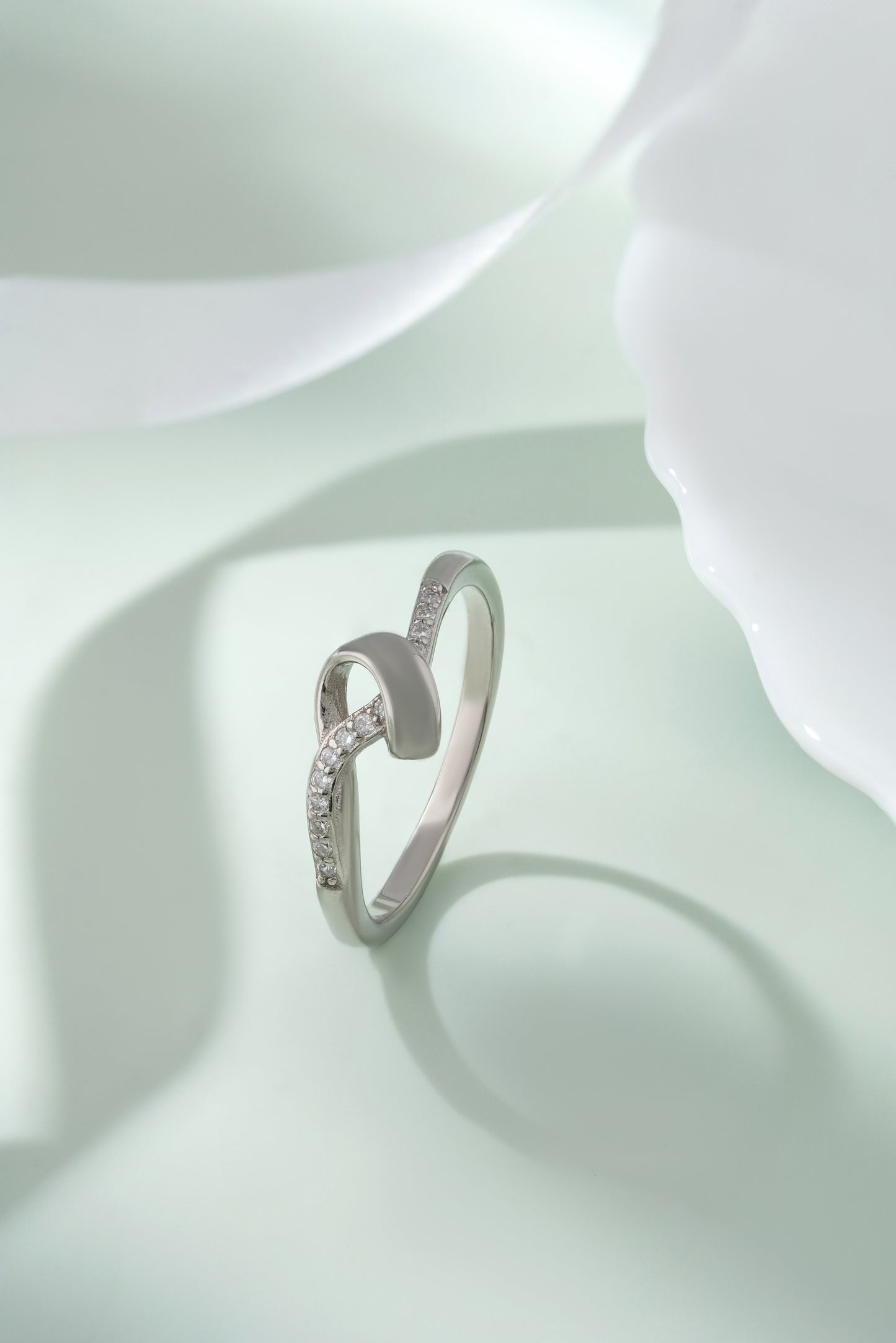 925 Sterling Silver Ring for Women American Diamond CZ Loop Infinity Band Gift