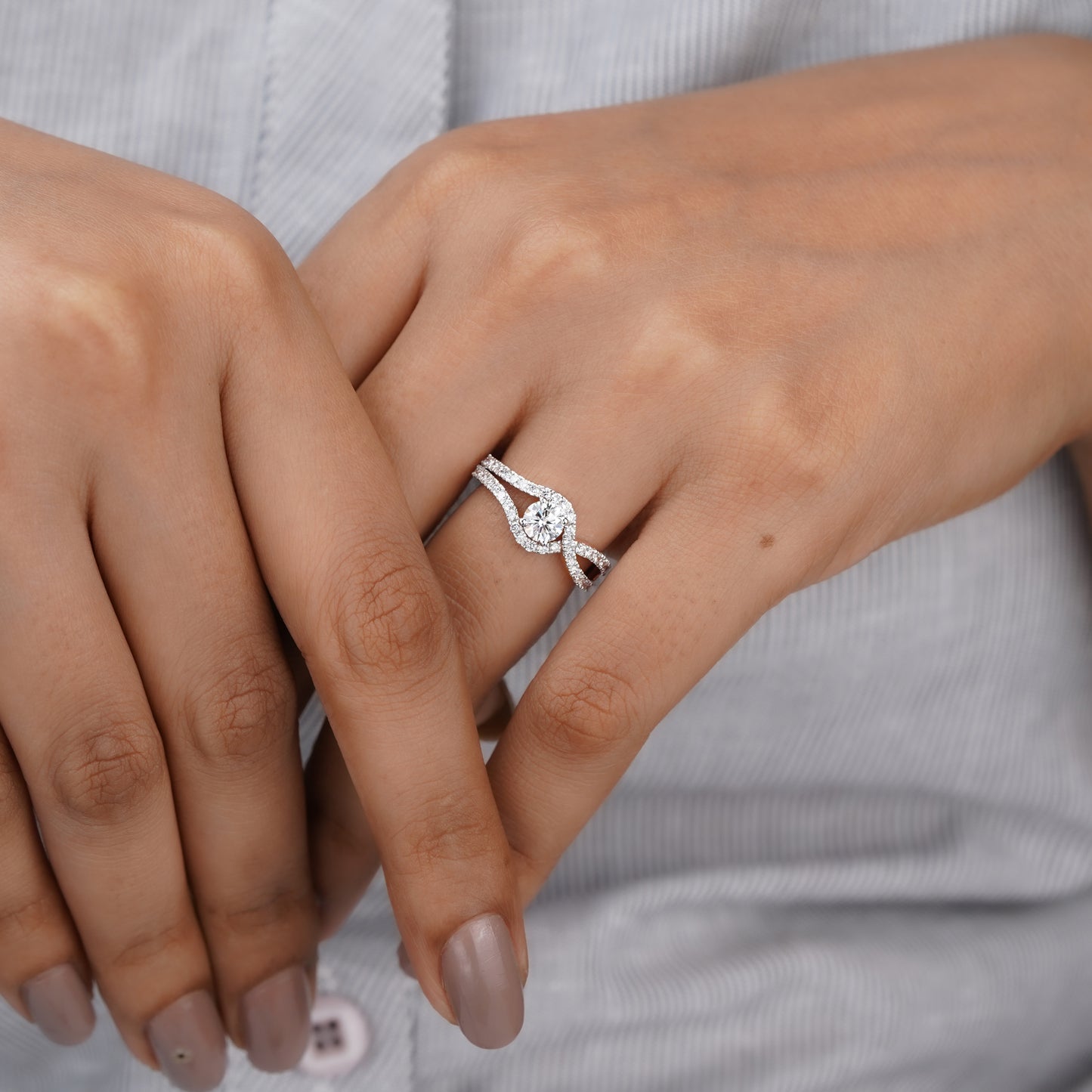 elegant solitaire Moissanite diamond ring