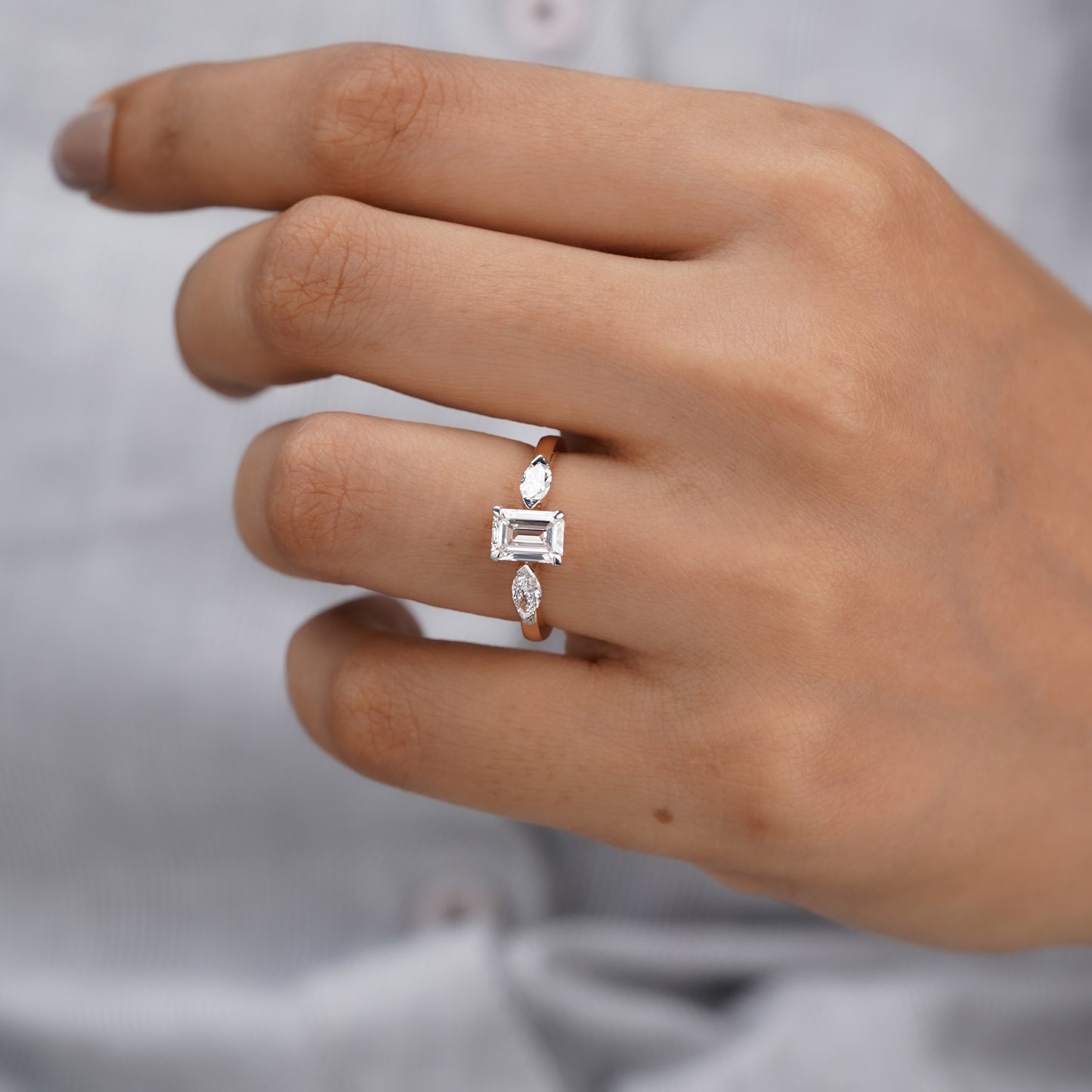 Luxurious Diamond Ring