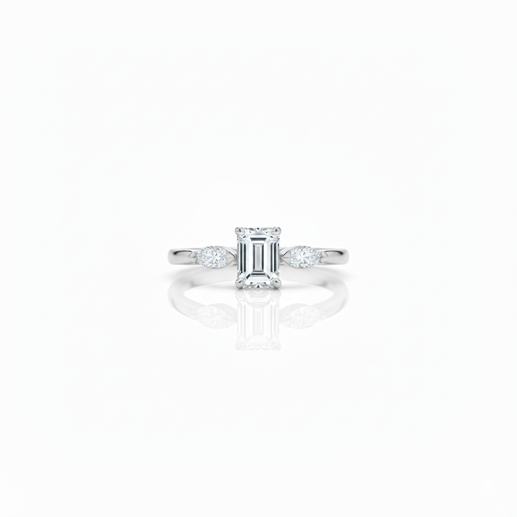 Luxurious Diamond Ring