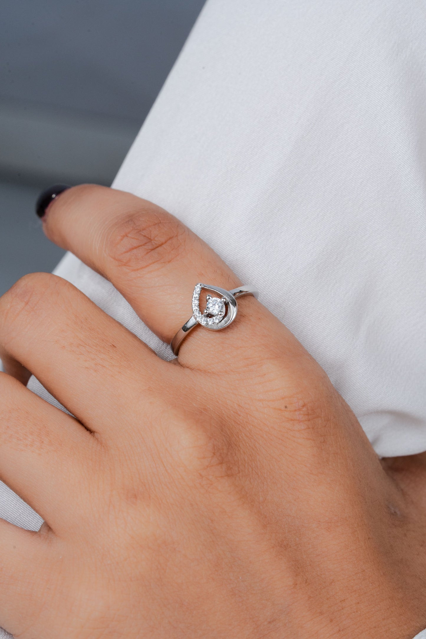 925 Sterling Silver Women Ring American Diamond Moissanite Promise Band