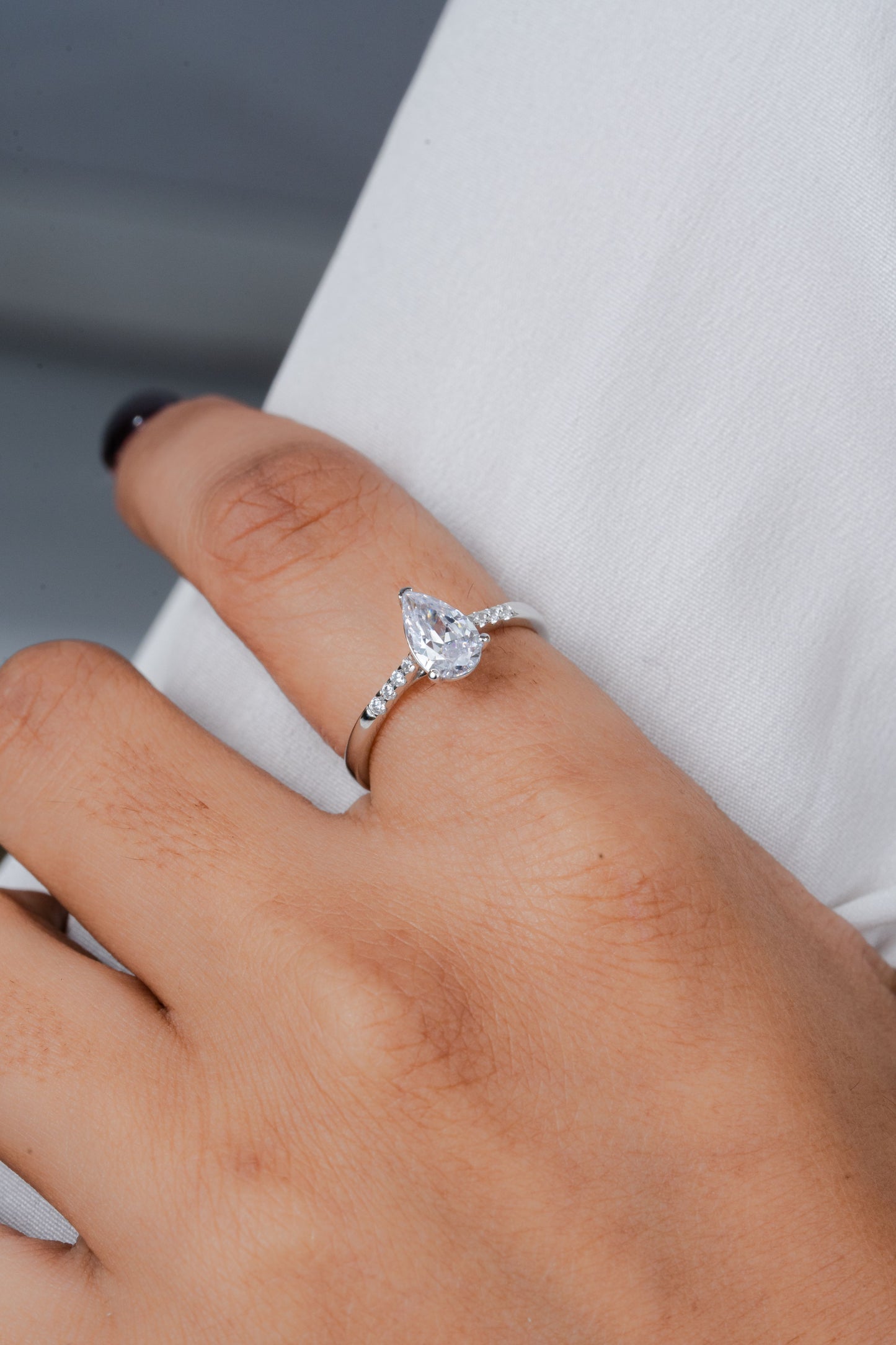925 Sterling Silver Ring Women American Diamond Pear Cut Engagement Wedding Band