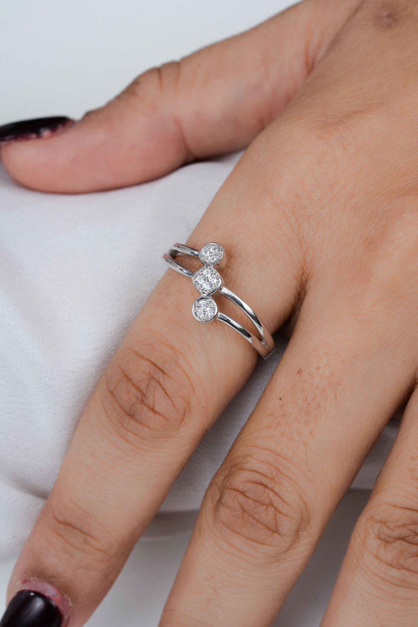 925 Sterling Silver Women Ring American Diamond Cubic Zirconia Statement Band Jewelry