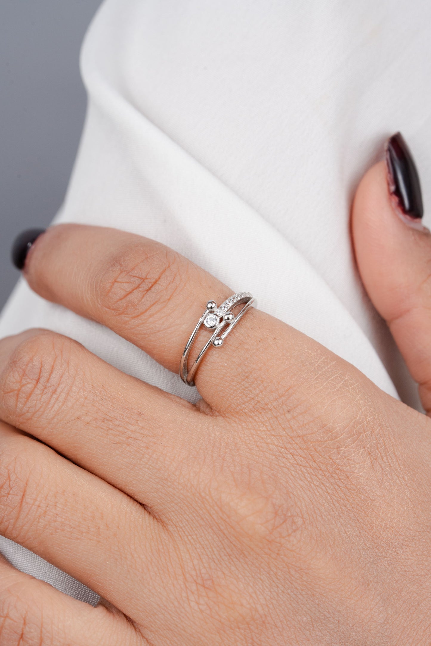 925 Sterling Silver Bypass Ring American Diamond Round CZ Band Women Jewelry